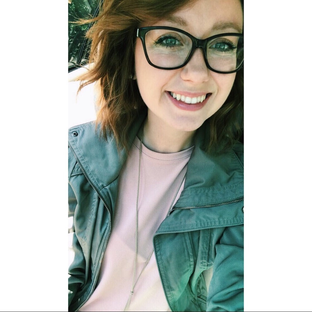 Meet your Posher, Savannah